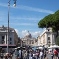 Blick über die Via della Conciliazione zu San Pietro
