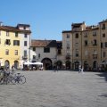 Piazza dell Anfiteatro in Lucca