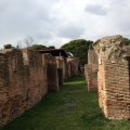 Regio V Ostia Antica (41°4517.11" N  12°1724.35" O)