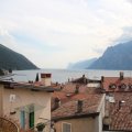 Blick aus Torbole Richtung Süden über den Gardasee