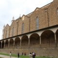 Im Kloster Frati Minori Conventuali mit Blick auf die Südseite der Basilica di Santa Croce di Firenze