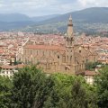 Blick von der Piazzale Michelangelo auf die Basilica Santa Croce di Firenze