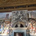 Allegoria della Pace che brucia le armi im Sala delle Udienze im Palazzo Vecchio