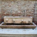 Brunnen am Naturkundemuseum im Fontego dei Turchi