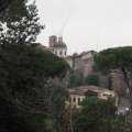 Basilica Santi Giovanni e Paolo vom Palatino aus gesehen