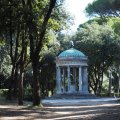 Tempietto di Diana im Park der Villa Borghese