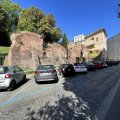 Mauer+am+Giardini+della+ex+Villa+Aldobrandini++%28Via+Mazzarino%29