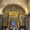 Basilica Papale di Santa Maria Maggiore: Papstaltar mit Baldachin