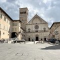 La Cattedrale di San Rufino an der Piazza San Rufino