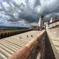 Piazza Inferiore di S. Francesco und Basilica superiore di San Francesco dAssisi