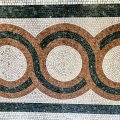 Bodenmosaik der Galleria Alberto Sordi