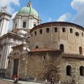 Cattedrale di Santa Maria Assunta und Duomo Vecchio an der Piazza Paolo VI