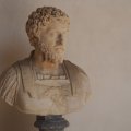 La Certosa di Santa Maria Degli Angeli: Büste des Marcus Aurelius im  Chiostro piccolo della Certosa