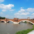 Ponte Scaligero oder Ponte di Castelvecchio über die Etsch