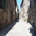 Via dei Medici Salvatore im historischen Teil von Bolsena