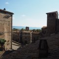 Rocca Monaldeschi della Cervara: Blick auf die Via dei Medici