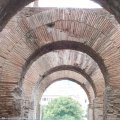 Forum Romanum: Bogengang auf der Via Nova