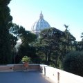 Blick von der Terrasse auf die Kuppel vom Petersdom, San Pietro