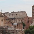 Blick aus dem Tabularium über das Forum Romanum zum Kolosseum