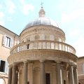 Tempietto da Bramante im Innenhof der Kirche San Pietro in Montorio