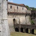Eingangsbereich mit Brücke zur Cittadella Fortezza Firmafede