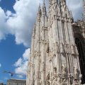 Westfassade des Mailänder Doms