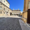 Piazza Matilde di Canossa