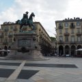 Piazza Giambattista Bodoni mit dem Monumento a Alfonso Ferrero Della Marmora
