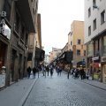 Blick auf die Ponte Vecchio von der Via Por Santa Maria