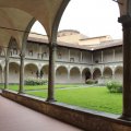 Im Kreuzgang des zweiten Klosters Santa Croces (chiostro Grande)