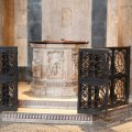 Taufbecken im Battistero di San Giovanni