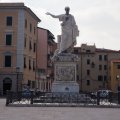 Monumento a Ferdinando III, Granduca di Toscana auf der Piazza della Repubblic