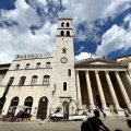 Chiesa di Santa Maria sopra Minerva und Torre del Popolo