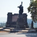 Monumento ai Caduti an der Piazza Cahen