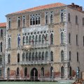 Palazzo Giustinian (Dosroduro) am Canale Grande