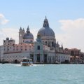Punta della Dogana vor der Basilica die Santa Maria della Salute