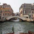 Im Wassertaxi auf dem Rio di Noale mit der Ponte Nicolò Pasqualigo