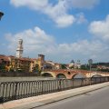 Campanile del Duomo di Verona und die Ponte Pietra über die Etsch (Adige)